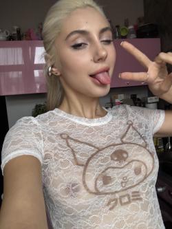 lovelymeeeera picture