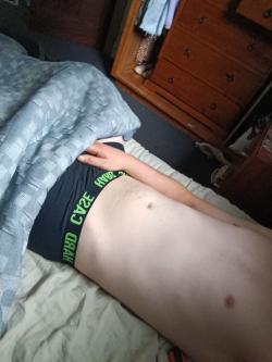 17m_boredd_sendpics picture