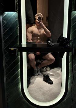 n.strelkov03 picture