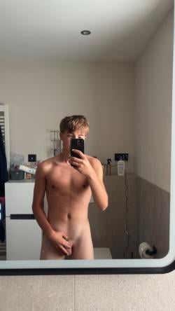 leo_alv27