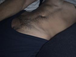 aguyscrolling picture