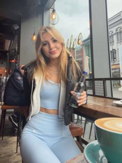 emilyshv
