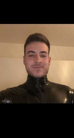 latexguy5544