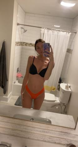 derineylul27476 picture