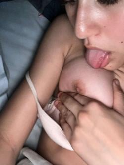 sarahandafrah24 picture