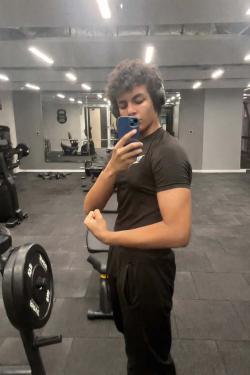 adamiscoolx_x picture