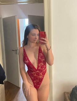 anita_d256726