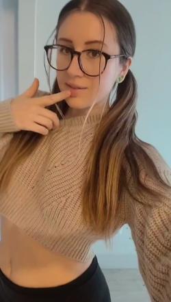 mally_saya