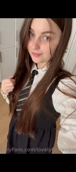 ms_ava28
