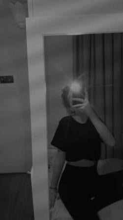 olivia_fly8 picture