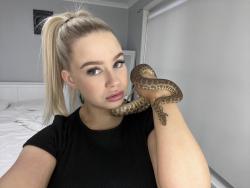 angelriskyz picture