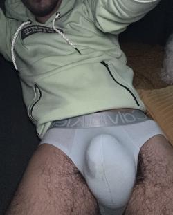 m56085903 picture