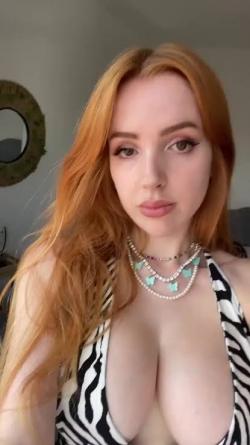 scarlet2