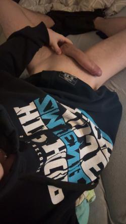 uuusernameeebelowww__