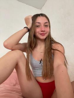 chloewintrs picture