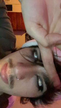 dumbawesomehornyboy