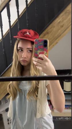emilyjabq