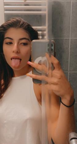 ellianna77 picture