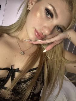 kissmaeskye picture