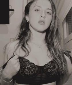 maria_smith5631