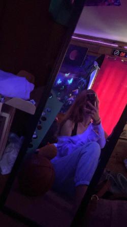 douae_el4848 picture