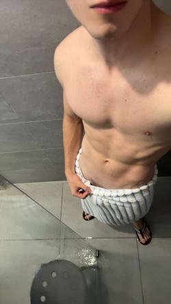 add_adam_vv01