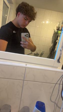 lukasaux18