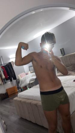 checkboi6 picture