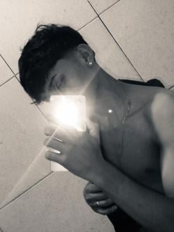 izz picture