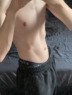 hung194same picture
